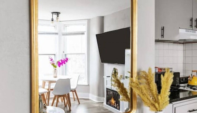 Historic|Luxury|Fireplace!