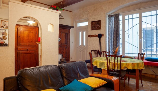 Holiday Home 'Maison À Sigean' with Wi-Fi
