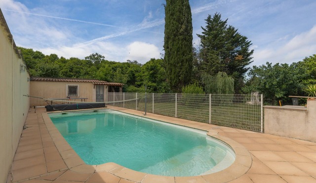 Holiday Home 'Studio Cosy Avec Mezzanine Et Terra' with Shared Pool, Wi-Fi and Air Conditioning
