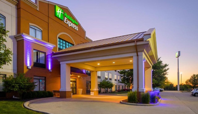Holiday Inn Express Bloomington West by IHG