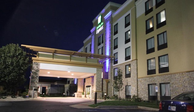 Holiday Inn Express Janesville-I-90 & US Highway 14 by IHG