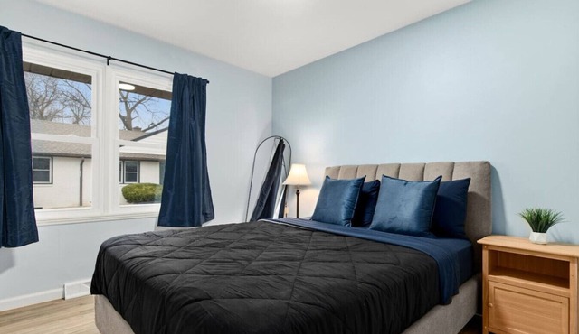 Home Suite Home-L: Minutes to Downtown & P Heights
