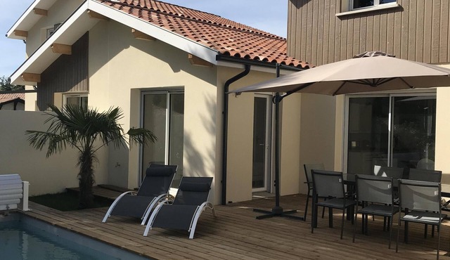 House in Moliets, heated pool near beach/shop named Whiteheaven