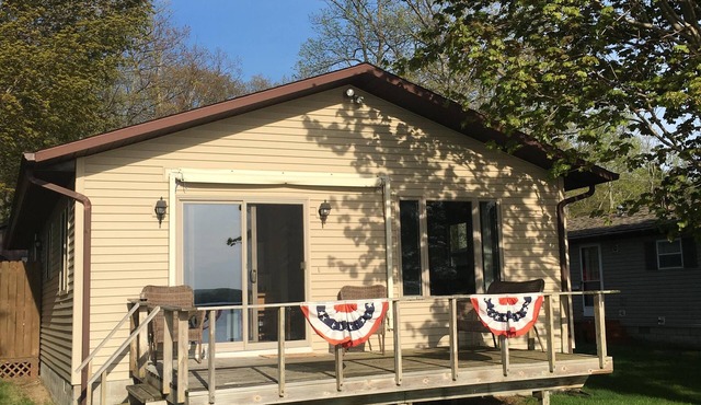 Immaculate Home right on Beautiful Hubbard Lake.