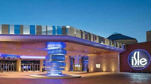 Isle Casino Hotel Bettendorf - A Caesars Rewards Destination