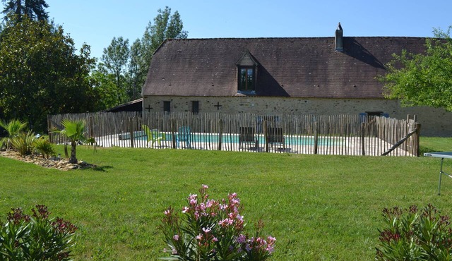 L'écrin du Val de Louyre, in the heart of Périgord Noir, with private pool