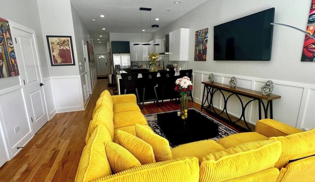 La Casa Negra Chicago, Beautiful 3 Bed 2 Bath near Lake in Chicago