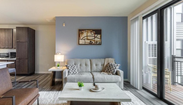Landing Chic 2BD Gym Clubhouse