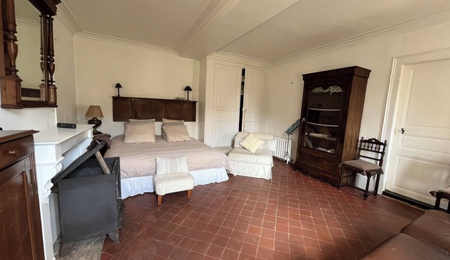 Large, friendly Normandy cottage. Ideal for relaxation and sport