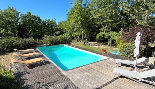 Large Provencal house with swimming pool