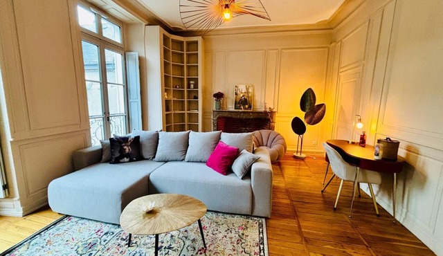 Le Bovary - Charming studio on the château side