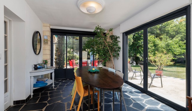 Le Clos de la Capelle – Charm & Comfort in Libourne, Private Garden and Spacious Areas for 8 People