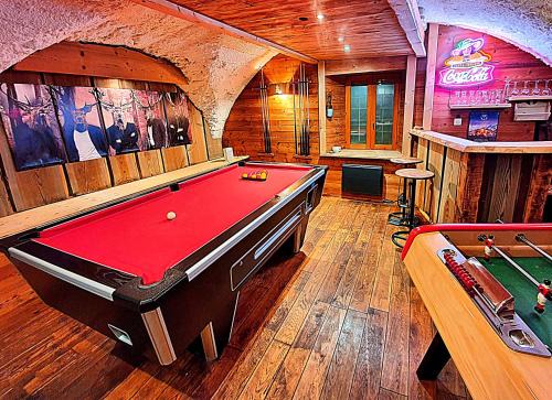 Le Cosy Lodge Départs Vélo Ski Alpe d'Huez 2 Alpes La Grave Détente Jacuzzi Piscine Sauna Bar Billard