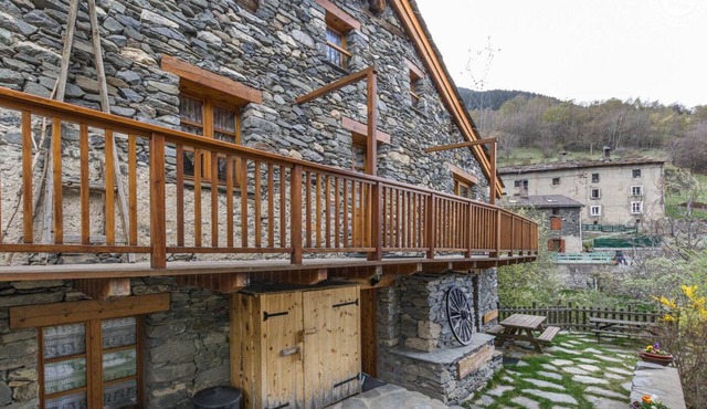LE Rocher Renod - St-andre