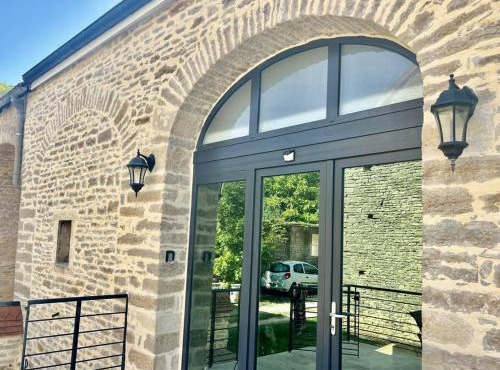 Les Ailes de Verrey sous Drée : Maison Familiale