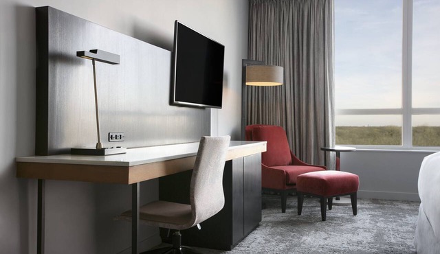 Loews Chicago O'Hare Hotel