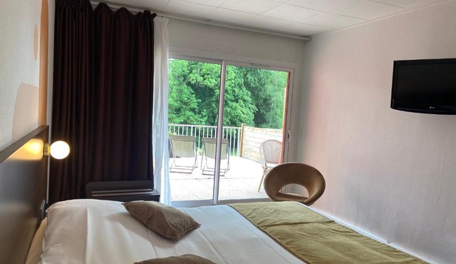 Logis Hôtel & Restaurant - Le Relais de Montigny