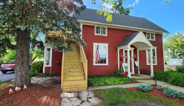Lovely 1-bedroom apartment with AC in charming Woodstock