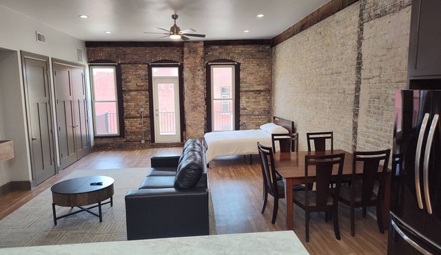 Lovely 2nd floor apartment with private rooftop deck near the river on S Main