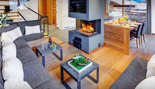 Luxury chalet with Jacuzzi, sunny terrace