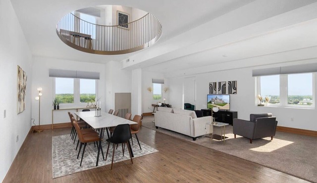 Luxury Penthouse at The Grand Castle