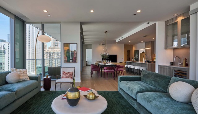 Luxury PH: Panoramic Views + Prime Location