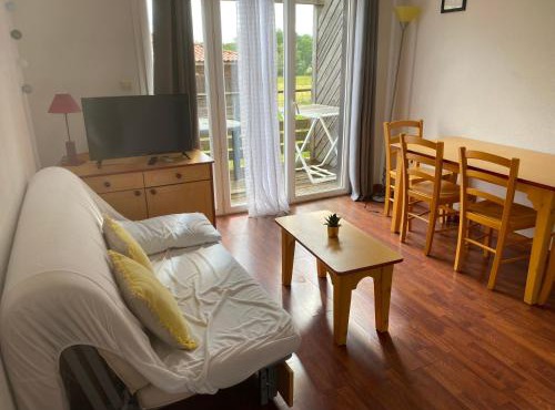 Maisonnette avec terrasse village vacances, Draps en option