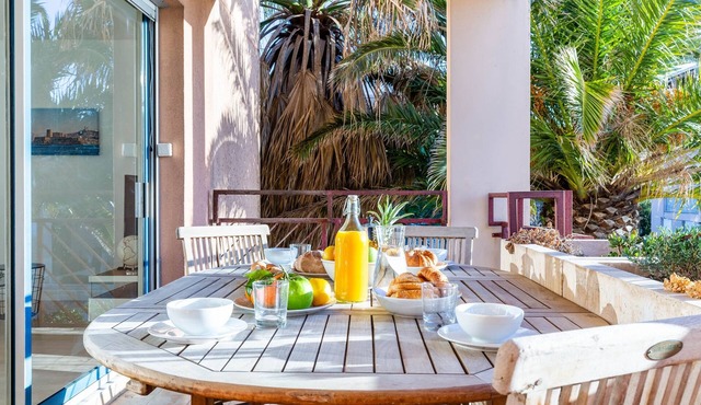 Michel-Ange - Two Bedroom Apartment, Sleeps 6