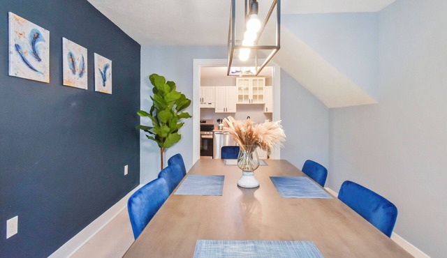 Mint: 4BR, 2BA