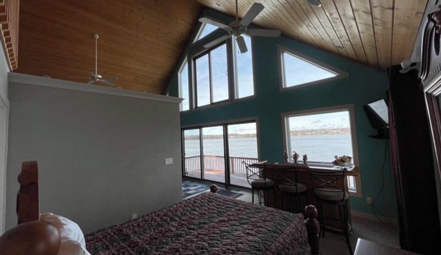 Mississippi River House