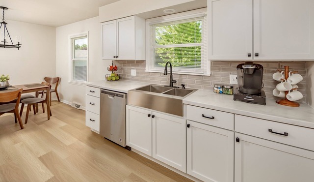Modern 3BR Moline Ranch Home, Great Location