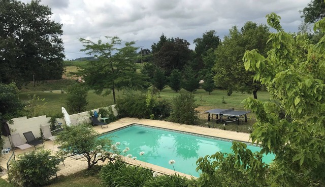 Modern villa with AC in Lougratte