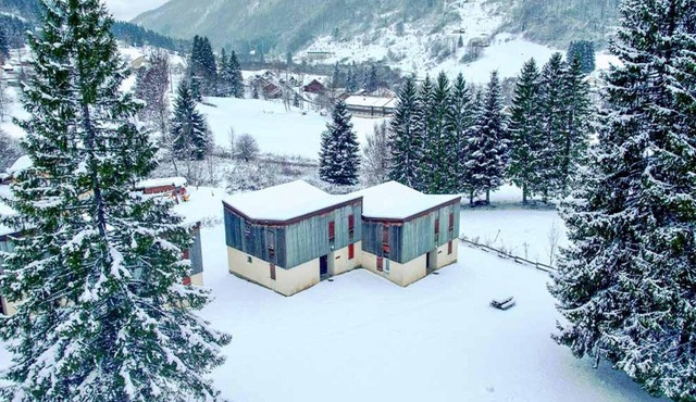 Mountain Flat with Pool in Lelex