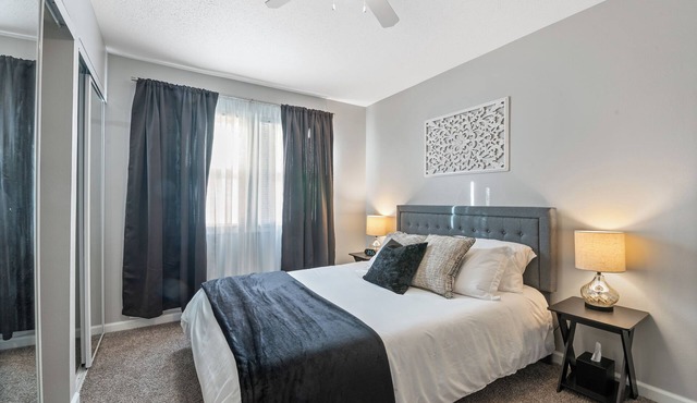 Near I-80 | Clean, Comfy & Convenient | Work Crew