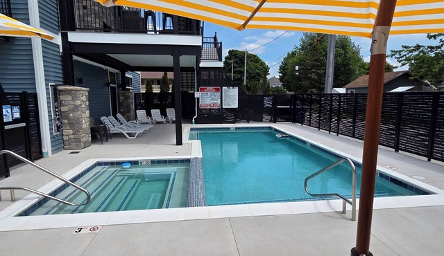 New pool! New Building! Swim, Soak & Stay. Sleeps 18!