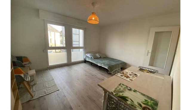 Nice fully equipped studio in Saint-Jacques-de-la-Lande
