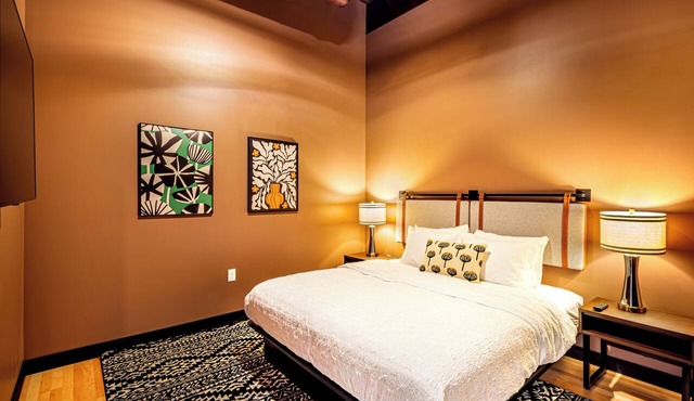 One Bedroom King with Den with views of the heart of downtown.