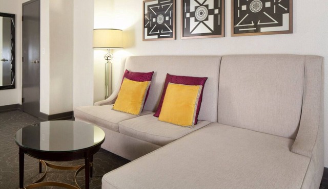 Relaxing Chicago Stay near Cultural Center - Ideal for Tourists