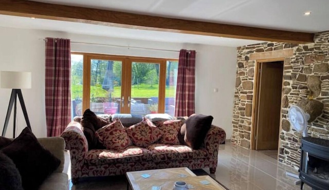 Renovated farmhouse in countryside settingnn in Bazouges-la-Pérouse