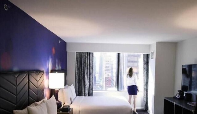 Rooms for the Crew | 3 units | Steps to Mag Mile| Navy Pier | 24-hour Gym