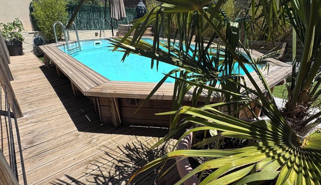 Salagou Lake House Villa with Pool, 1 km from the lake in Octon