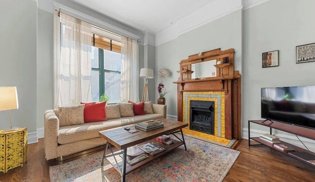 Secret Gallery on the Park - 2bd/1ba