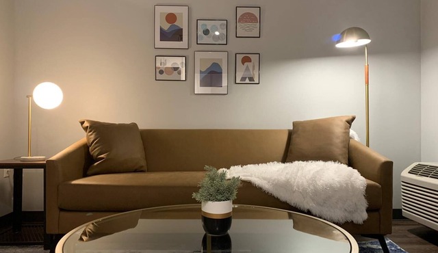 Sleepover: Charming 1BD/1BA - Downtown Des Moines