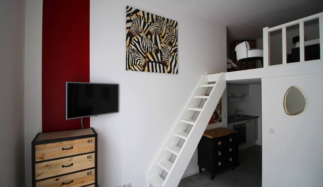 Studio Apartment 'Kipling' with Wi-Fi and Air Conditioning in Nice