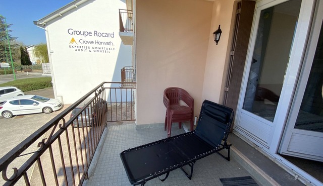 Studio Avec Grand Balcon Proche des Thermes