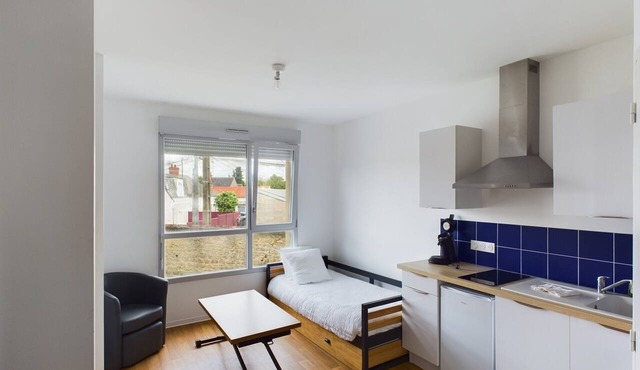 Studio-avec Parking-Ensuite with Shower