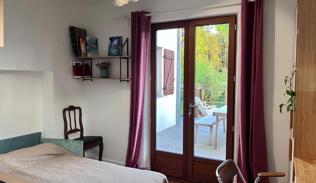 Studio avec terrasse 10mn gare Biarritz, le camino Frances