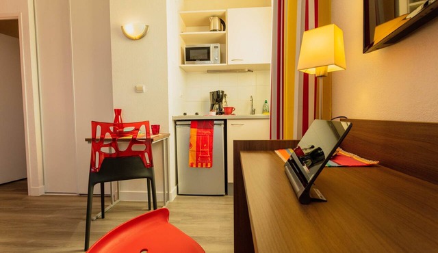 Studio Confortable + Kitchenette | Wi-Fi Gratuit in Perpignan
