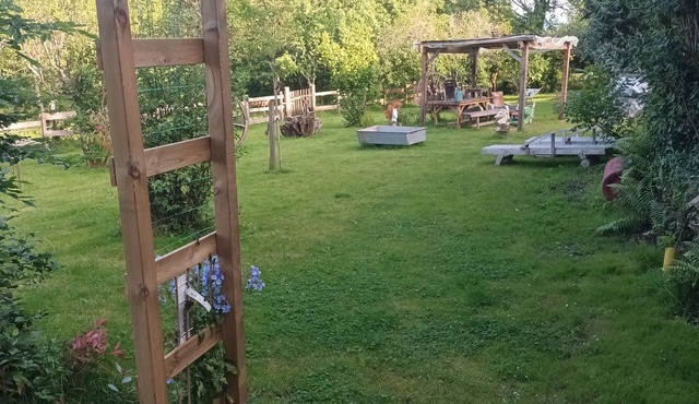 Studio barn conversion land bbq possible render horse