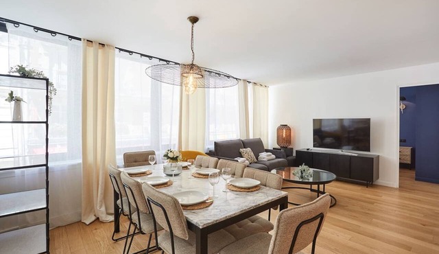 Sublime 3 bedrooms flat center of Paris Montmartre
